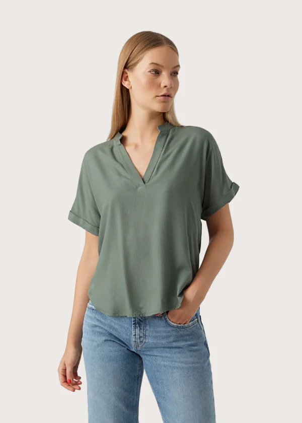 Vero Moda Beauty Laurel Wreath Blouse Chic Style /