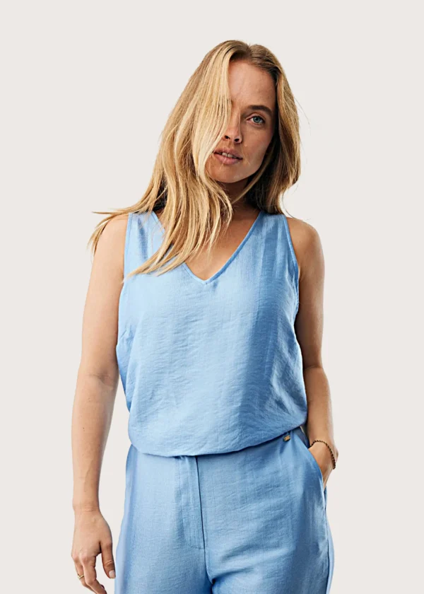 Mexx μπλούζα αμάνικη σατέν σε έντονο μπλε από το Shop-Affair.gr -/